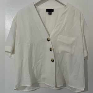 BNWT button up tshirt